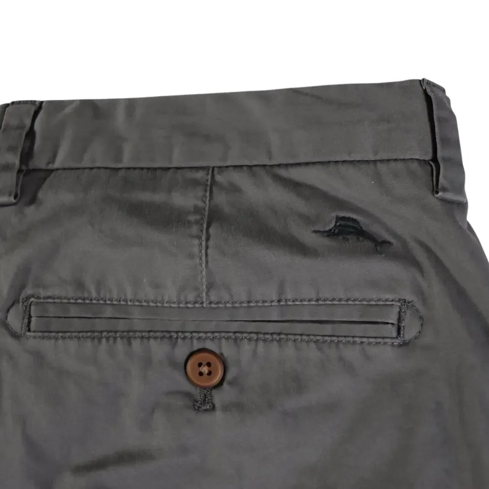 Tommy Bahama Gray Chino Shorts Men’s Size 40 Flat Front Casual Stretch Golf